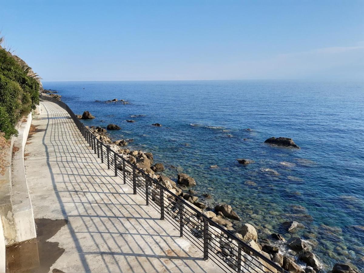 House Libeccio By Holiday World Moneglia Extérieur photo